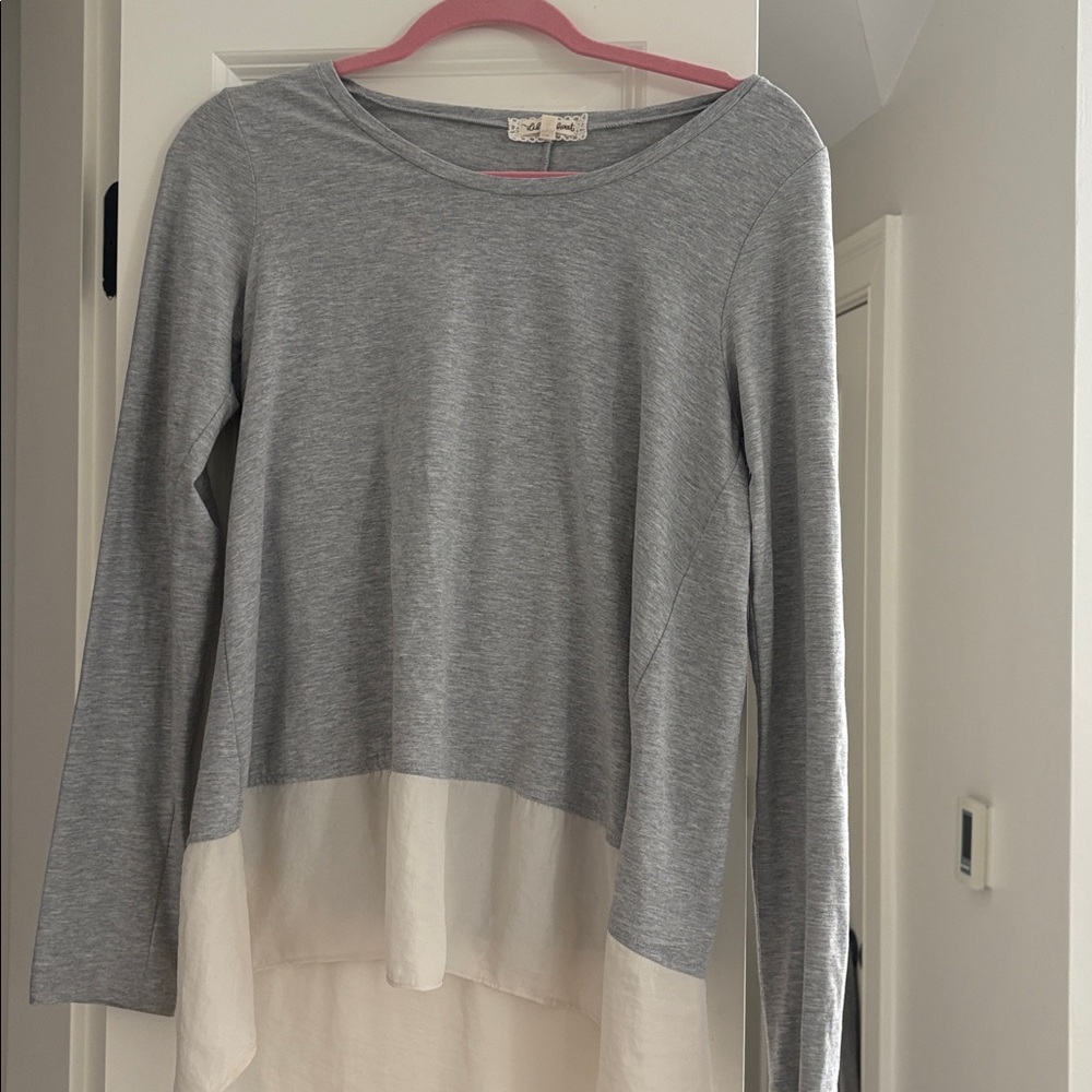 Anthropologie Gray and Cream Tunic Top